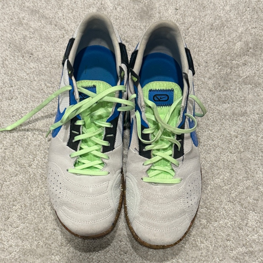 Nike Gato size 12.5